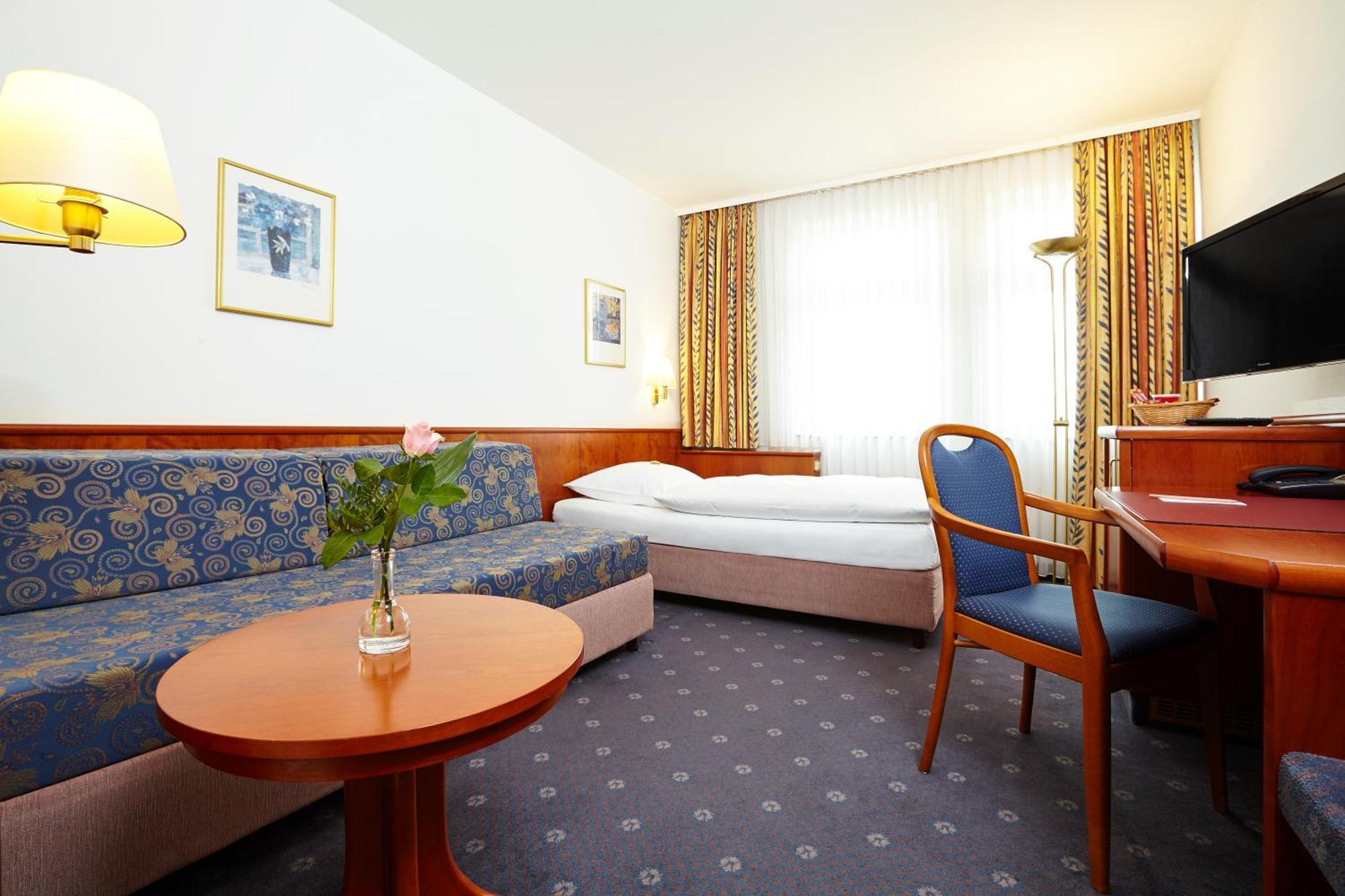Trans World Hotel Columbus Seligenstadt Eksteriør bilde